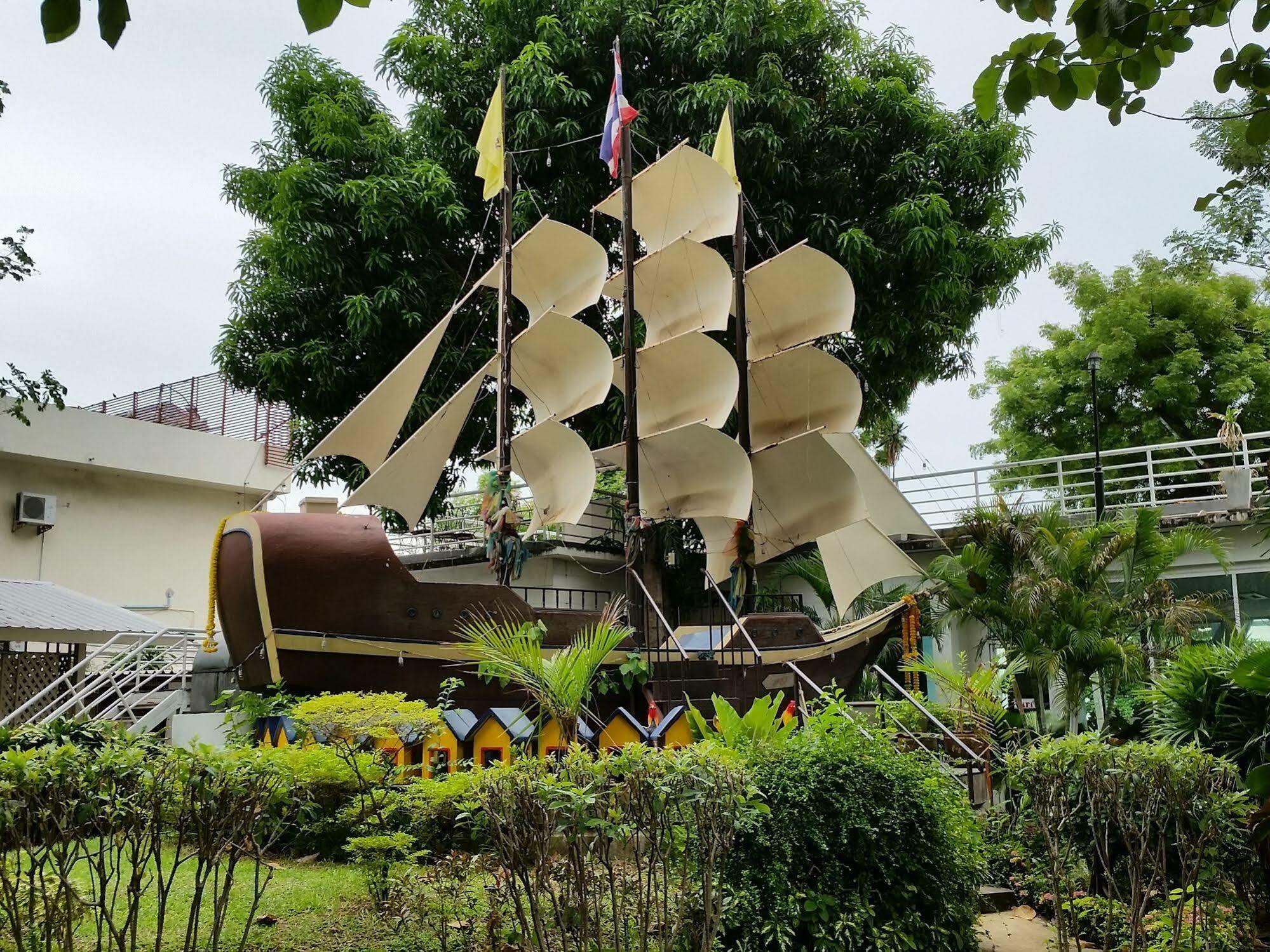 Nautical Inn Pattaya Εξωτερικό φωτογραφία