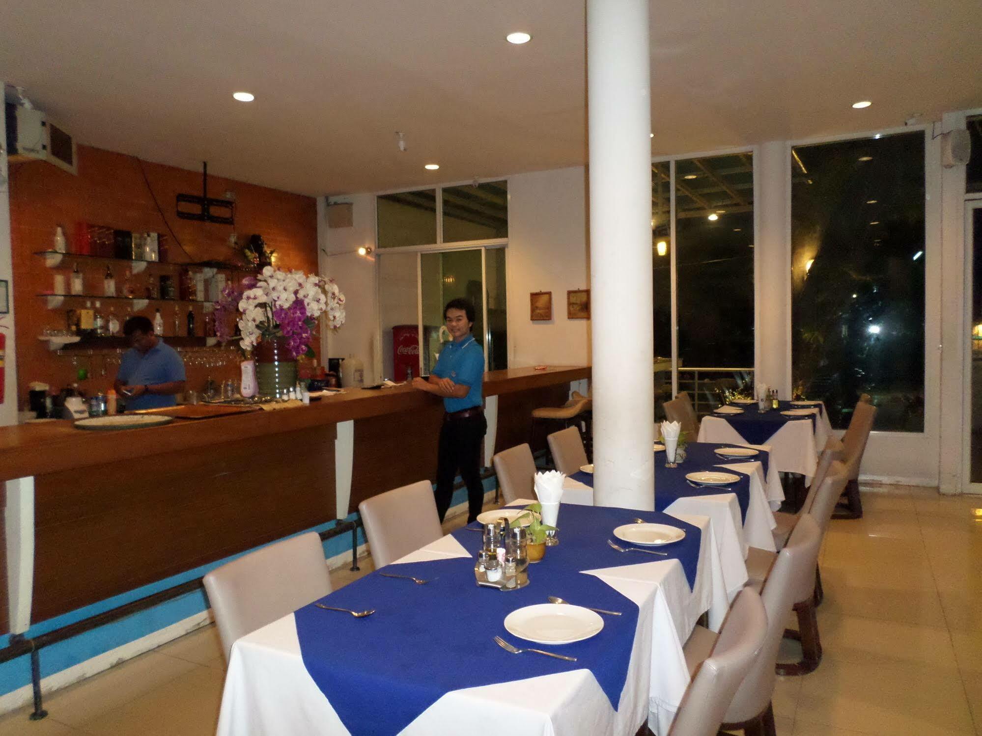 Nautical Inn Pattaya Εξωτερικό φωτογραφία