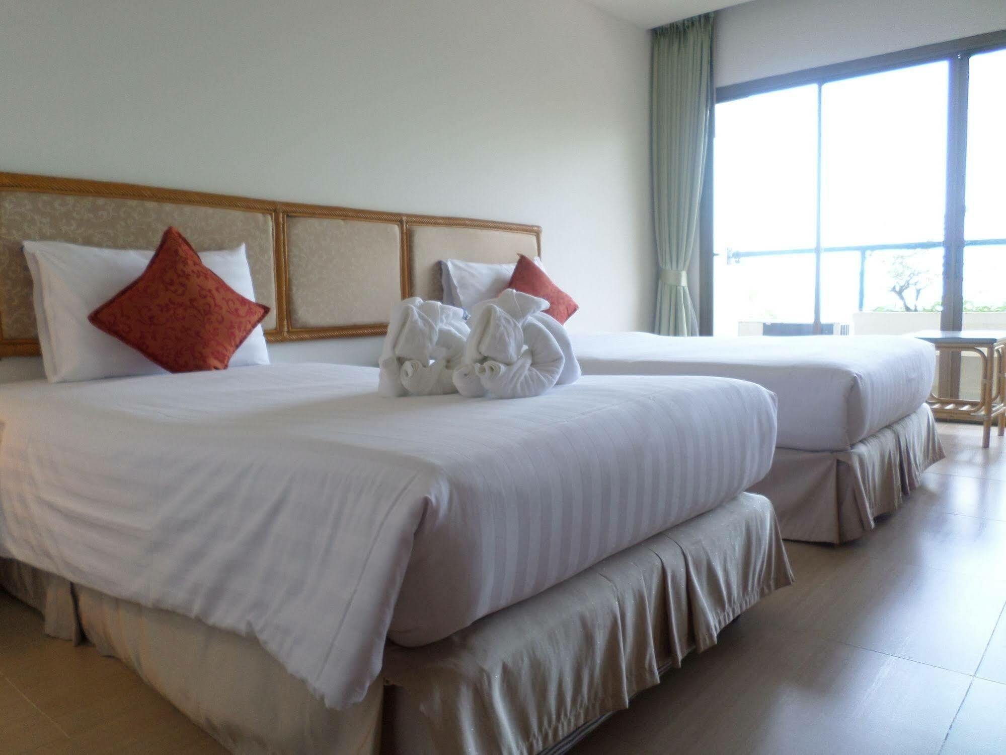 Nautical Inn Pattaya Εξωτερικό φωτογραφία