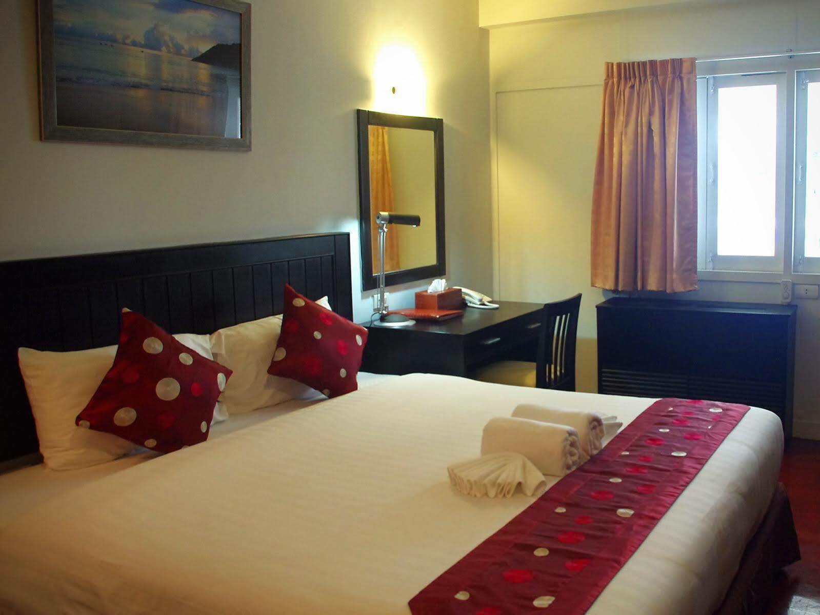 Nautical Inn Pattaya Εξωτερικό φωτογραφία